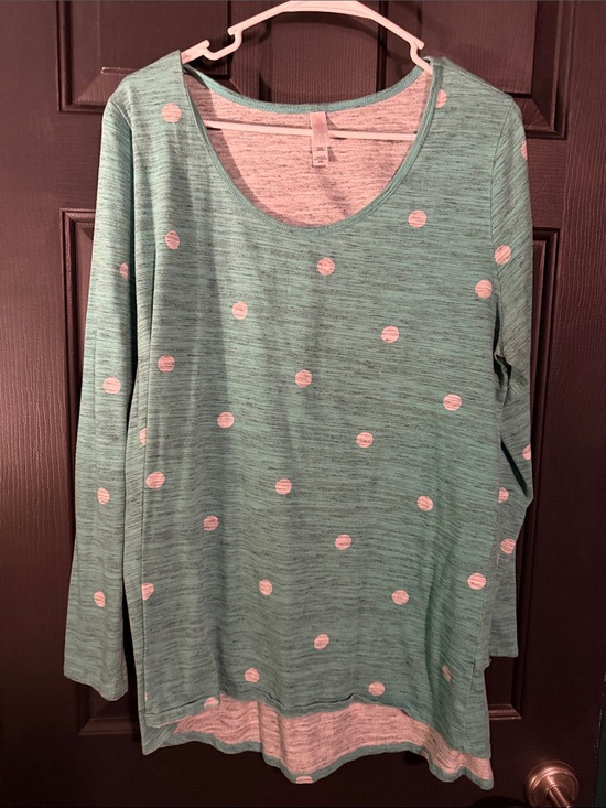 LuLaRoe Tops - LuLaRoe Mint Green Long-Sleeve Tee with White Polka Dots